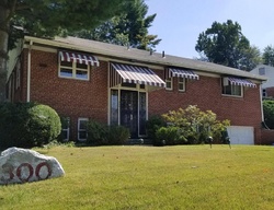 Pre-foreclosure in  MANSFIELD RD Silver Spring, MD 20910