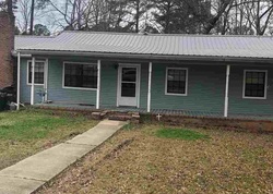 Pre-foreclosure Listing in CHARLES PL FLORENCE, MS 39073