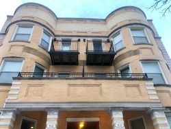 Pre-foreclosure in  E OAKWOOD BLVD  Chicago, IL 60653
