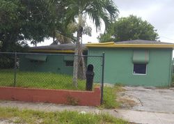 Pre-foreclosure in  SW 9TH ST Fort Lauderdale, FL 33312