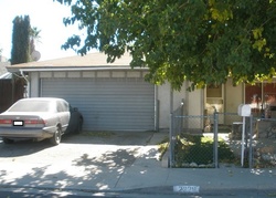  W Avenue K13, Lancaster CA