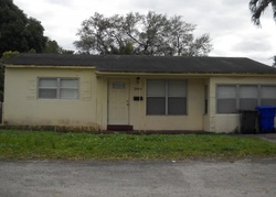 Pre-foreclosure in  WASHINGTON ST Hollywood, FL 33020