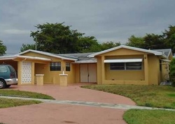 Pre-foreclosure in  SW 8TH ST Hollywood, FL 33023