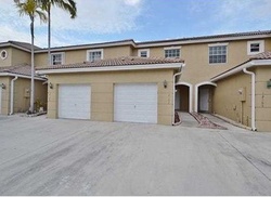  Sw 4th St, Hollywood FL