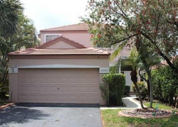 Pre-foreclosure in  NW 10TH ST Fort Lauderdale, FL 33322