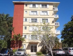 Pre-foreclosure in  WASHINGTON ST  Hollywood, FL 33020