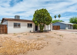 Pre-foreclosure in  W ACAPULCO LN Phoenix, AZ 85053