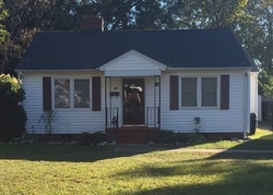 Pre-foreclosure in  BEULAH DR Anderson, SC 29625
