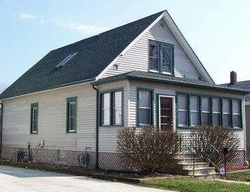 Pre-foreclosure Listing in 18TH AVE KENOSHA, WI 53140