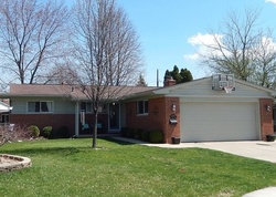 Pre-foreclosure in  BUCKINGHAM CT Allen Park, MI 48101