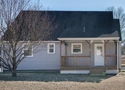 Pre-foreclosure in  YARD ARM DR Chester, VA 23831