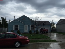 Pre-foreclosure in  MARIE DR Springfield, IL 62707