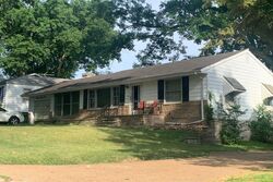  Ashford Dr, Saint Louis MO