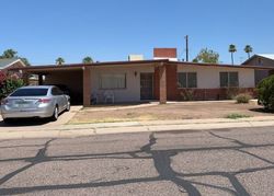 Pre-foreclosure in  E SCHOOL DR Phoenix, AZ 85040