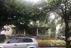 Pre-foreclosure in  NAIRN PL Newark, NJ 07108