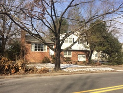 Pre-foreclosure Listing in W MAPLE AVE MOORESTOWN, NJ 08057