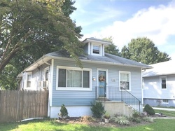 Pre-foreclosure in  S WALNUT AVE Maple Shade, NJ 08052