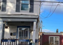 Pre-foreclosure in  ARVERNE TER Irvington, NJ 07111