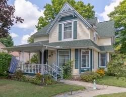  E Henry St, Charlotte MI