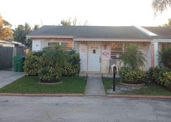  Nw 77th Ct, Hialeah FL