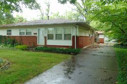 Pre-foreclosure Listing in W LARKSPUR DR JEFFERSONVILLE, IN 47130