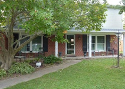 Pre-foreclosure Listing in SKYLINE CT MARION, IN 46952