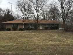 Pre-foreclosure in  E MAIN ST Danville, IL 61834