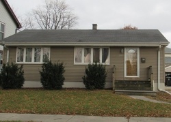 Pre-foreclosure Listing in MAGNOLIA ST DES PLAINES, IL 60018