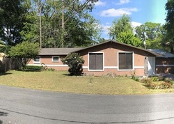 Pre-foreclosure in  NW 253RD ST Newberry, FL 32669