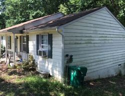 Pre-foreclosure Listing in GREATBRIDGE RD RICHMOND, VA 23237