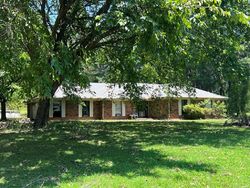 Pre-foreclosure Listing in CUBA MILLINGTON RD MILLINGTON, TN 38053