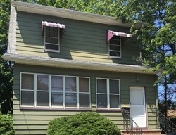 Pre-foreclosure Listing in HUGHES ST MAPLEWOOD, NJ 07040