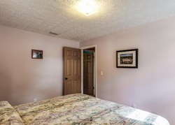 Pre-foreclosure in  SIGSBEE RD Orange Park, FL 32073