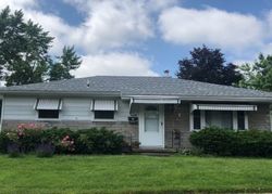 Pre-foreclosure in  PICKFORD DR Dayton, OH 45432