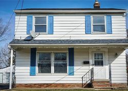 Pre-foreclosure in  S GREEN RD Cleveland, OH 44121