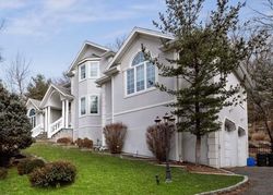 Pre-foreclosure in  PYMM CT Stony Point, NY 10980