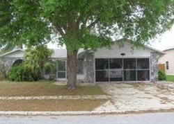 Pre-foreclosure Listing in SWALLOWTAIL DR NEW PORT RICHEY, FL 34653