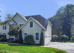 Pre-foreclosure in  JOCKEY HOLLOW RUN Swedesboro, NJ 08085