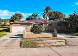 Pre-foreclosure in  NW 212TH ST Opa Locka, FL 33056