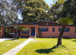 Pre-foreclosure in  ALARO RD Jacksonville, FL 32209