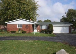 Pre-foreclosure in  E COUNTY ROAD 100 S Indianapolis, IN 46231