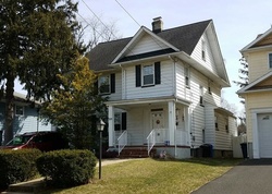 Pre-foreclosure Listing in 4TH ST DUNELLEN, NJ 08812