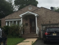 Pre-foreclosure in  LESLIE ST Hillside, NJ 07205