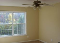  Windsor Dr, Newton NJ