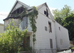 Pre-foreclosure in  ELLIOTT ST Newark, NJ 07104