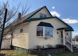 Pre-foreclosure in  LAKE ST Fair Lawn, NJ 07410