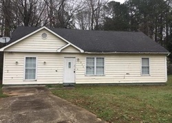 Pre-foreclosure in  ANTEBELLUM CIR Riverdale, GA 30274