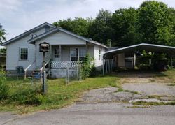 Pre-foreclosure Listing in MILLER ST MORRILTON, AR 72110