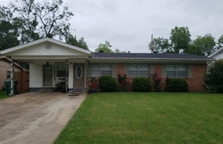  E F St, Russellville AR