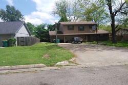 Pre-foreclosure Listing in N KNOXVILLE AVE RUSSELLVILLE, AR 72801
